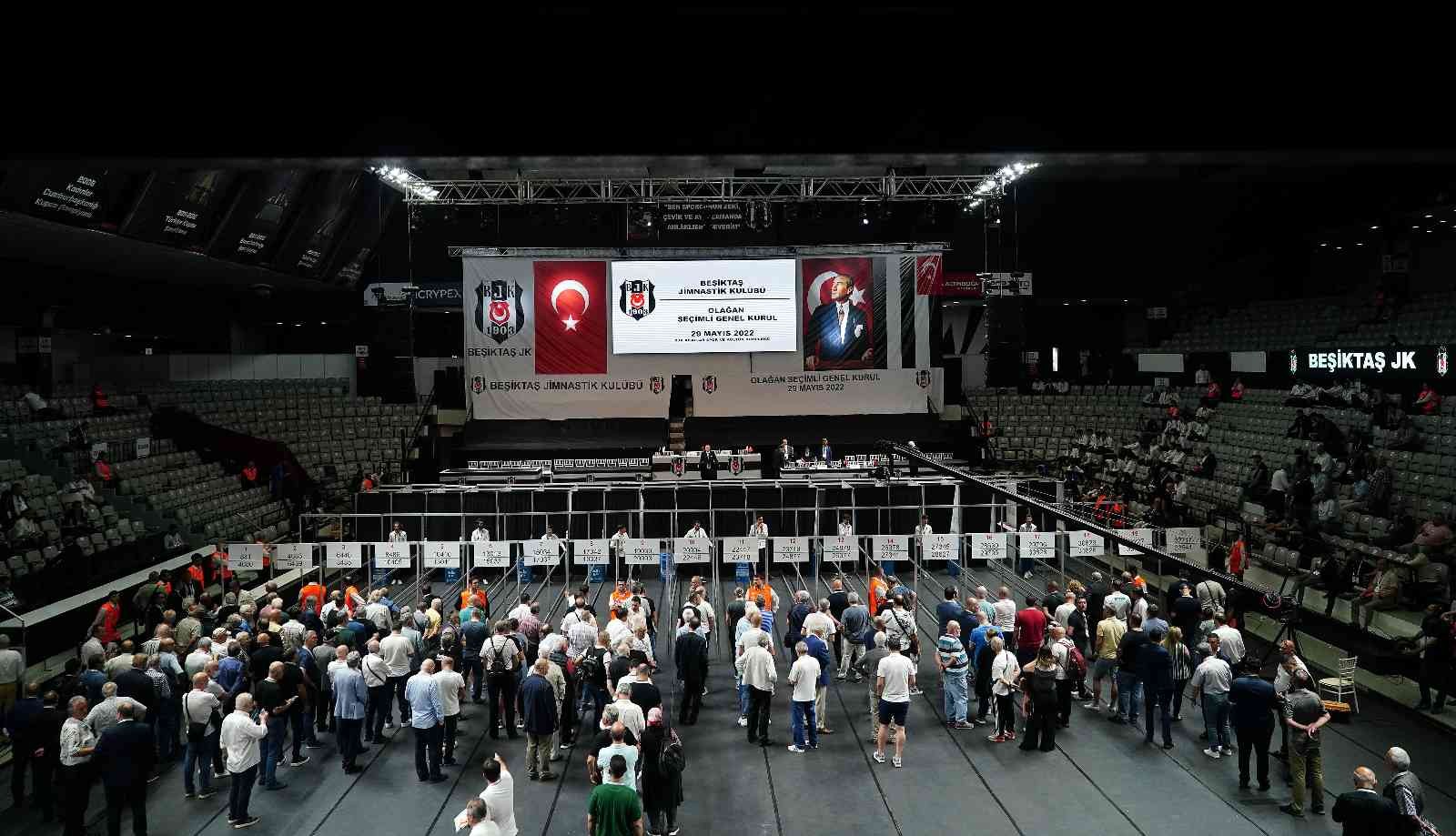 Beşiktaş Olağan Seçimli Genel Kurulu’nda oy verme işlemi başladı