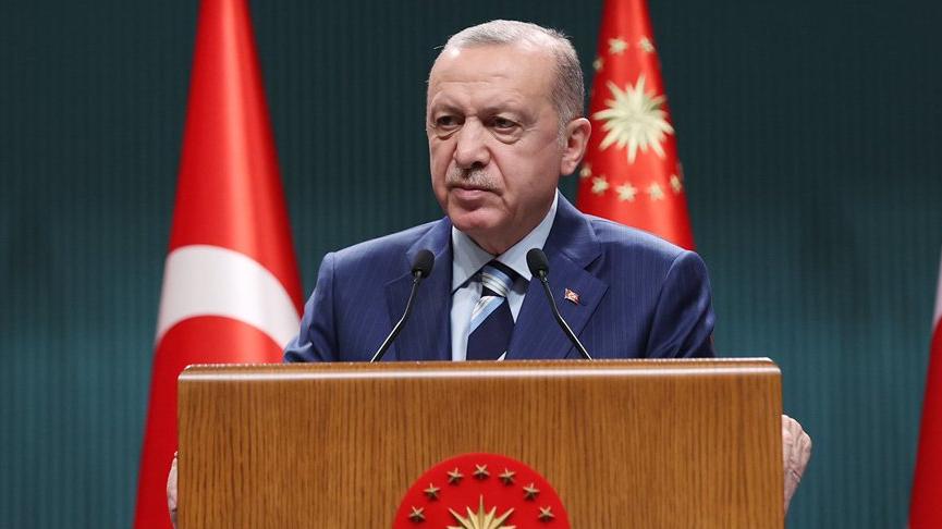 Doların yükselmesiyle birlikte Cumhurbaşkanı Erdoğan, AK Parti'nin ekonomi kurmaylarıyla toplantı yaptı