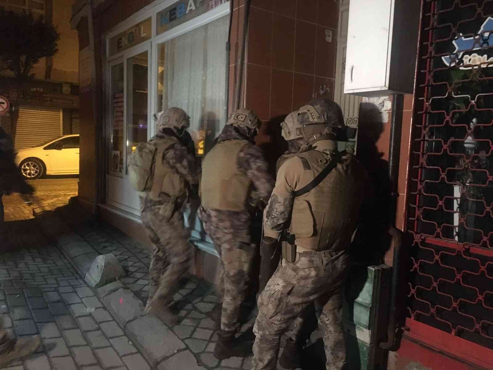 İstanbul’da Uyuşturucu Tacirlerine Yönelik Eş Zamanlı Operasyon