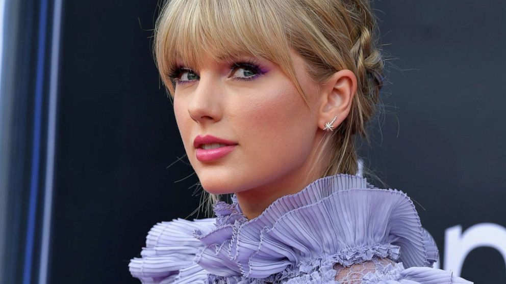 Swift 'Yaşınız 30 olmak üzere. Anne olmayı düşünüyor musunuz?' sorusuna tepki gösterdi